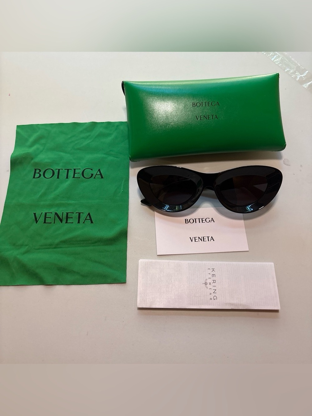 A242 - Bottega Veneta BV1325S 001 Black Cat Eye Sunglasses 51mm